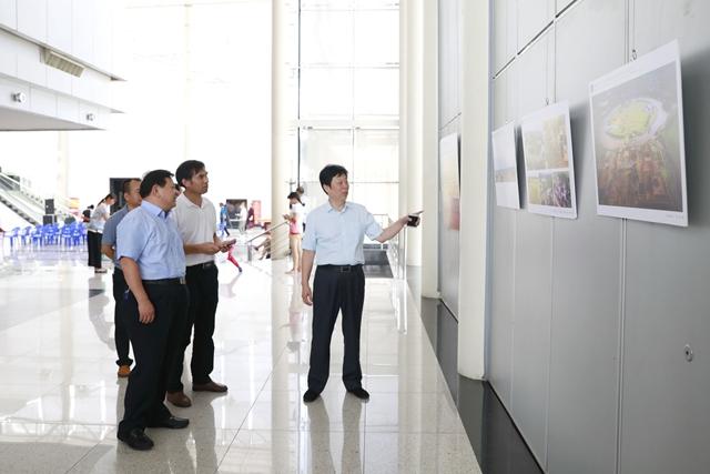 b8653ebc-d05a-464d-967b-c3c9aec5733d.jpg