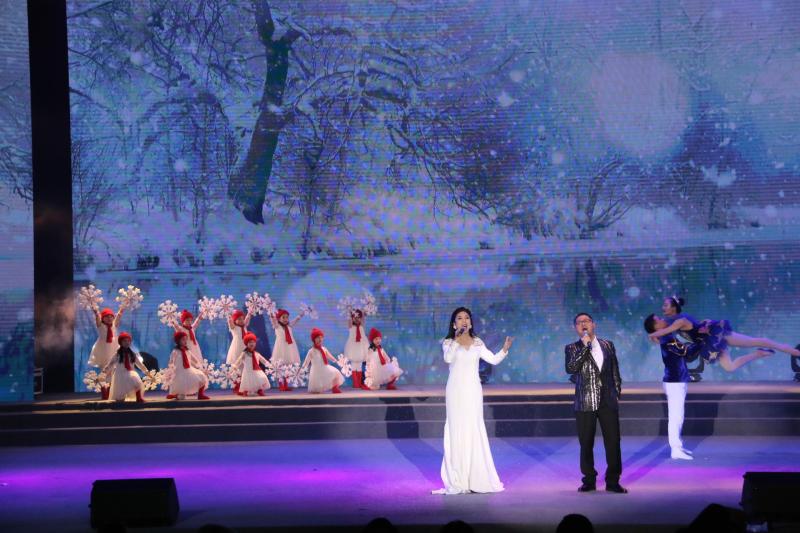 歌舞《冰雪之约》.JPG