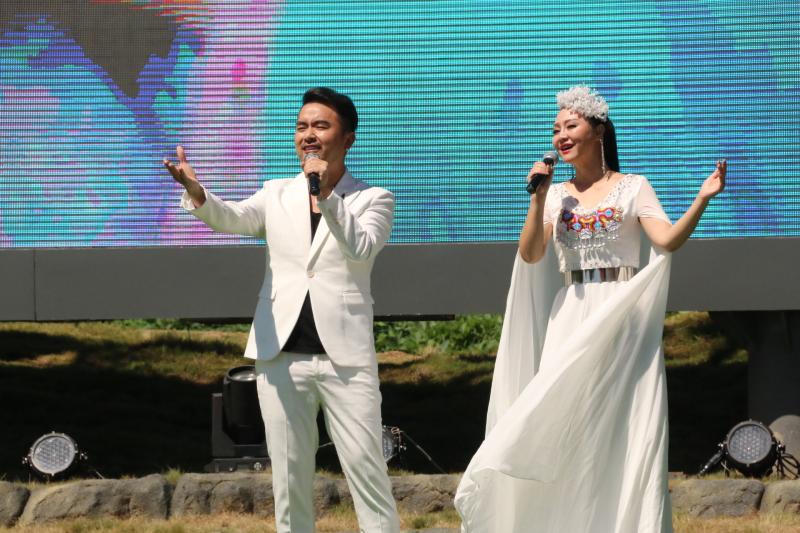 歌曲对唱:《请到梦中花瑶来》.JPG