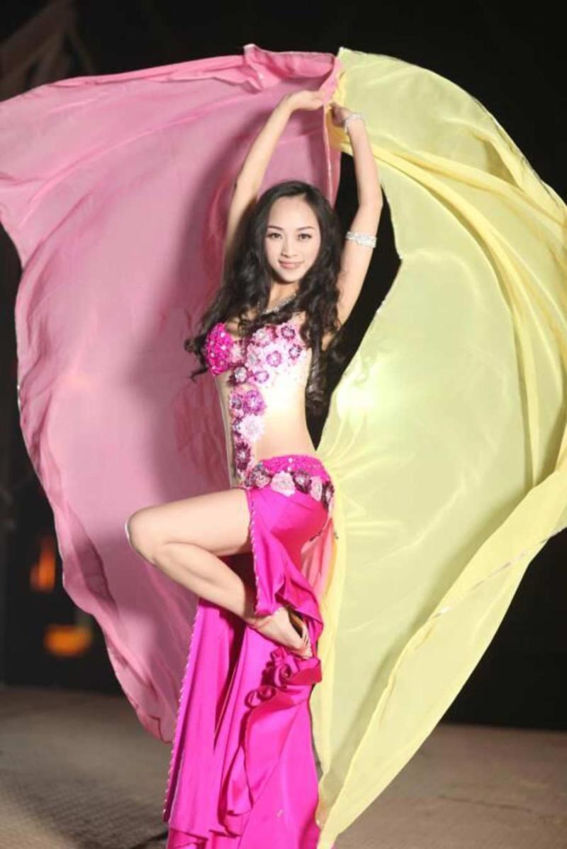 李琰.jpg