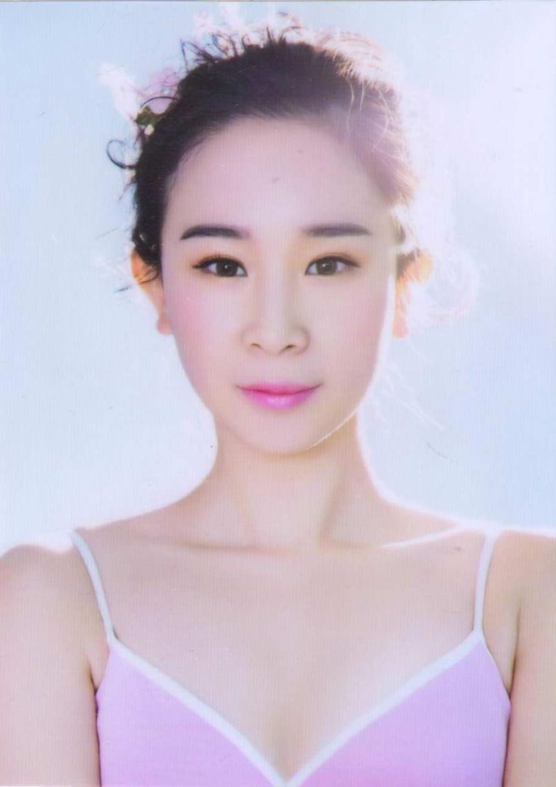 凌丹.jpg