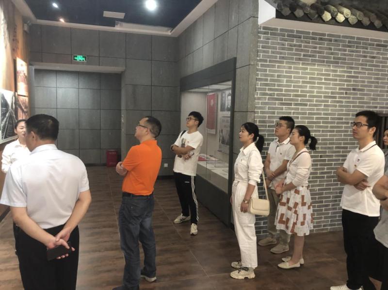图片2.jpg