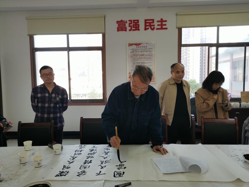 微信图片_20201117100354.jpg