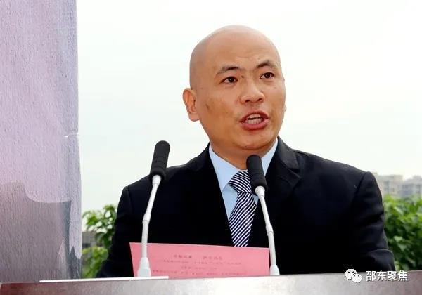 开笔明礼启蒙人生 邵东市宋家塘小学举行一年级新生“开笔礼”仪式8.jpg