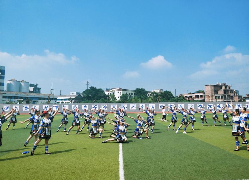 新田县加紧排练1.jpg