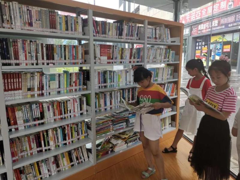 自助图书馆使用方法2.jpg