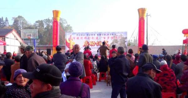 象市符坪村积极行动 创建“百岁健康村”.jpg