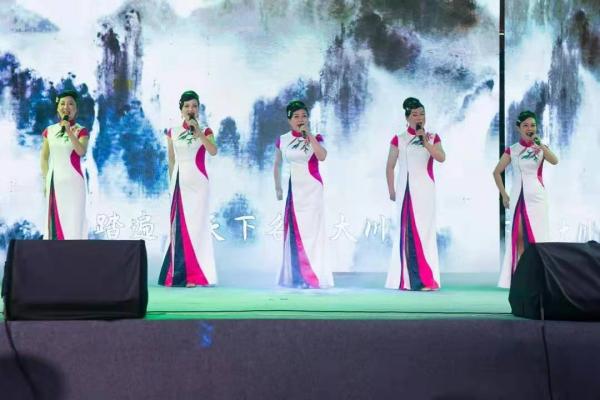 汉戏新唱《张家界山水美如画》.jpg