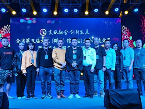 f2dd44fd-6c34-49df-836a-60e5ef829b9f.jpg