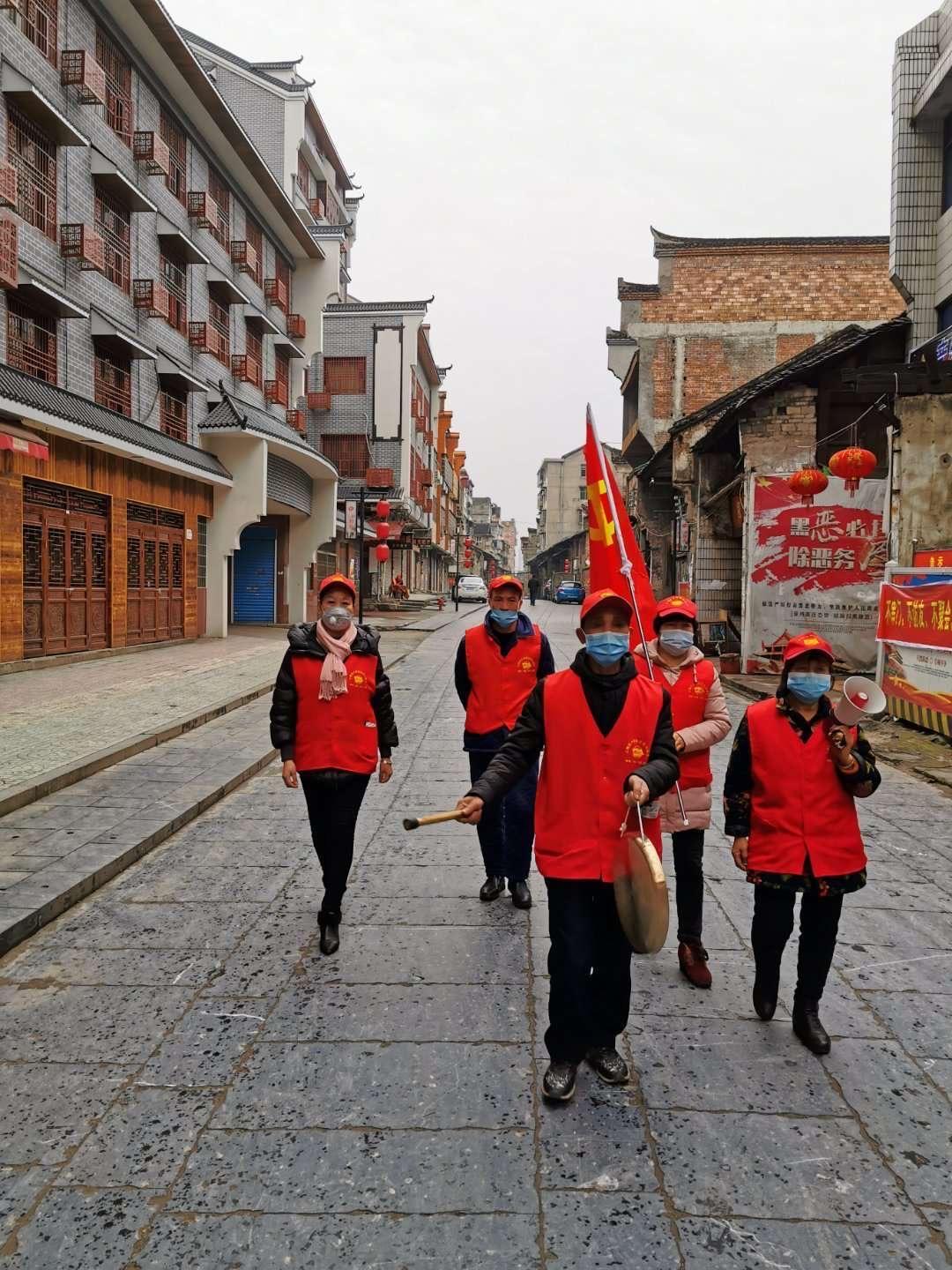 陈斌 摄影 《上梅红》.jpg