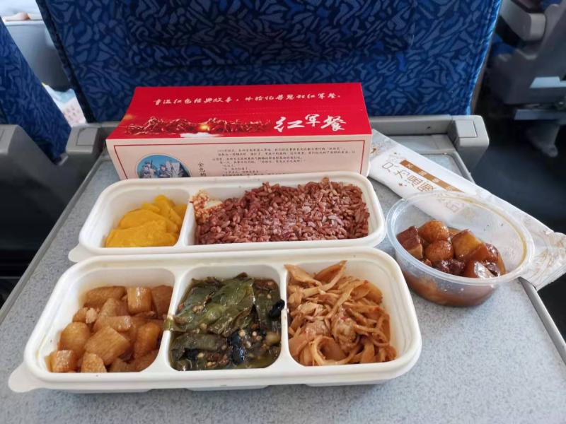 体验红军餐.jpg