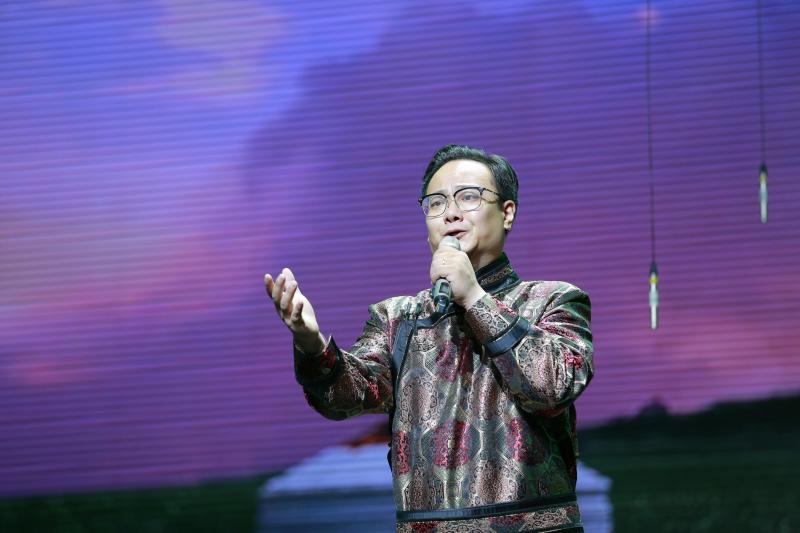男省独唱《呼伦贝尔大草原》表演嘉宾 周戈.JPG