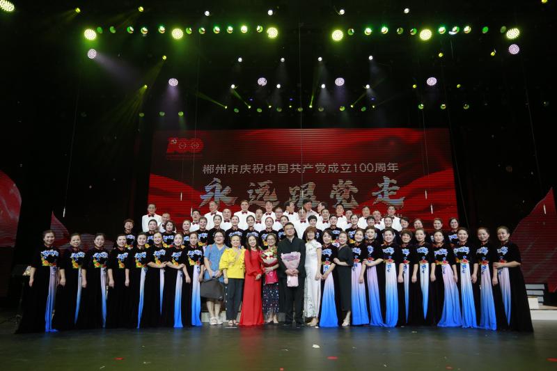 演员合照 (1).JPG