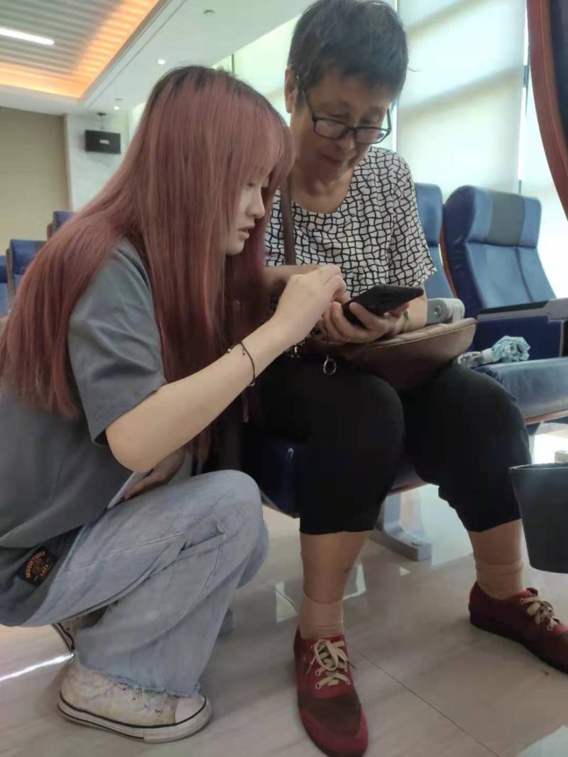 夏宇轩.jpg