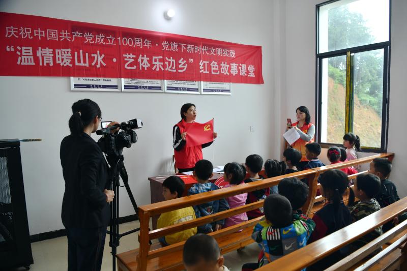 45ea717bccaf28bee645e6a27772690.jpg