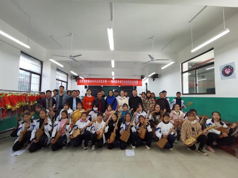 7c25a675e8b50dec10e92623be6e22c.jpg