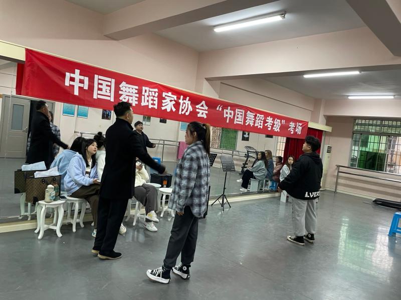 微信图片_20211206110540.jpg