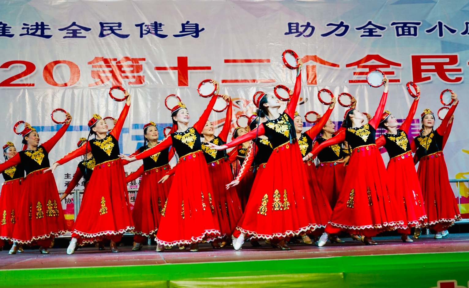 9063de3b18a98fccbd723440ea263af.jpg