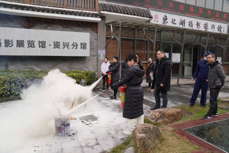 消防安全演练现场 袁利华 摄 (14).jpg