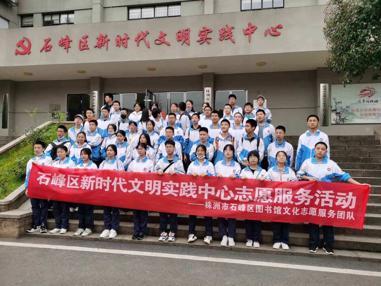 09D6BD271B12F57AF10B40AC8307F00C.jpg