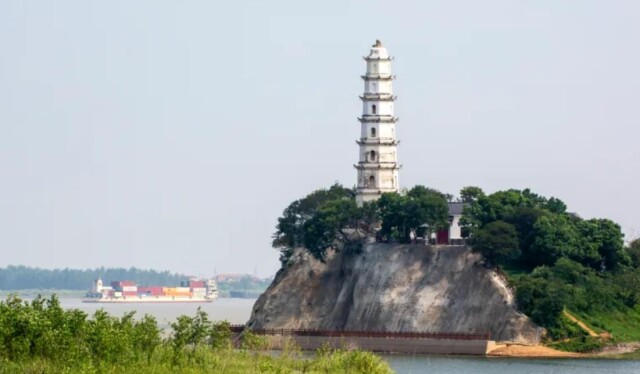 《五古赋临湘》