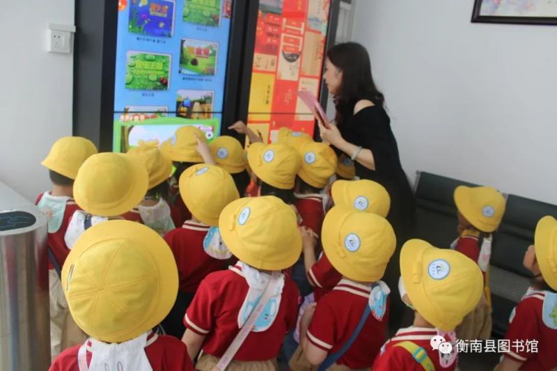 六一图书馆研学活动03.jpg