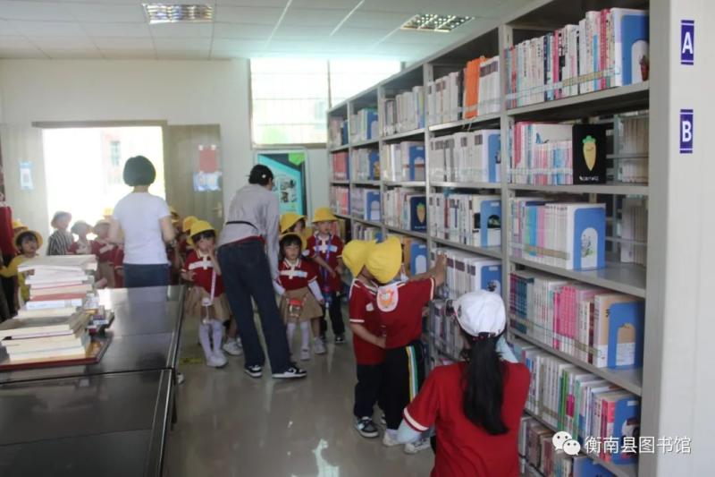 六一图书馆研学活动04.jpg