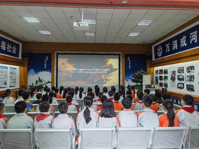 图片2.png 图片2.png