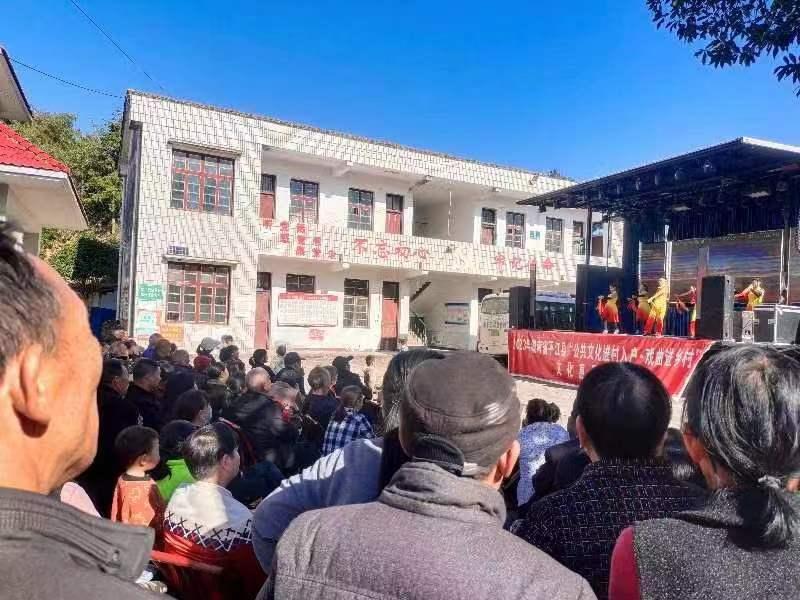 11月19日下午伍市镇石龙村1.jpg