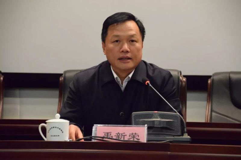 先,陈远平,肖凌之,郭固权,尚斌,张帆,王超祥,王鹏,刘振平作书面述职