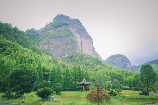 景点指南 - 安化红岩风景区